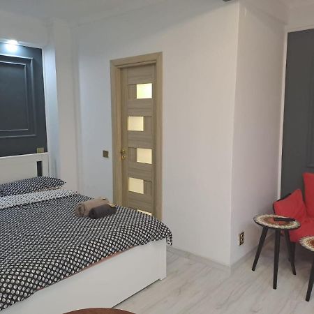 Appartement Deluxe Studio Oldtown à Bucarest Extérieur photo