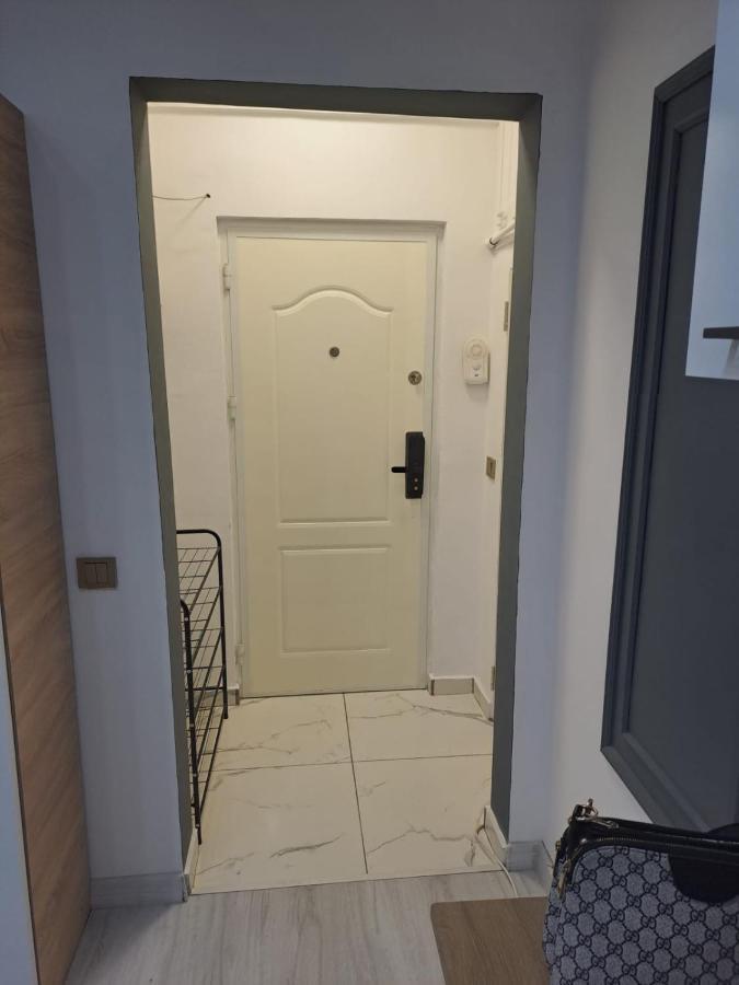 Appartement Deluxe Studio Oldtown à Bucarest Extérieur photo