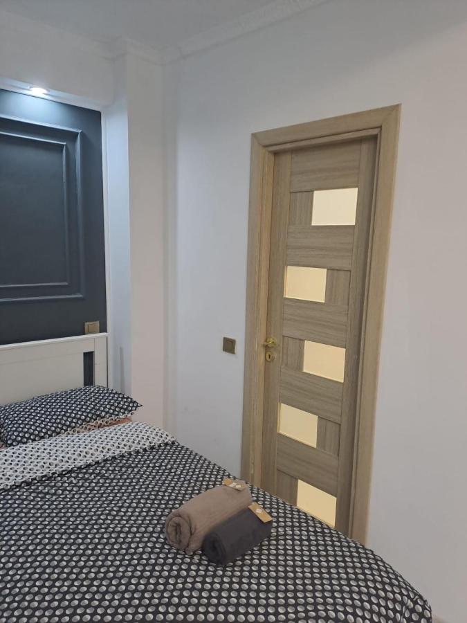 Appartement Deluxe Studio Oldtown à Bucarest Extérieur photo